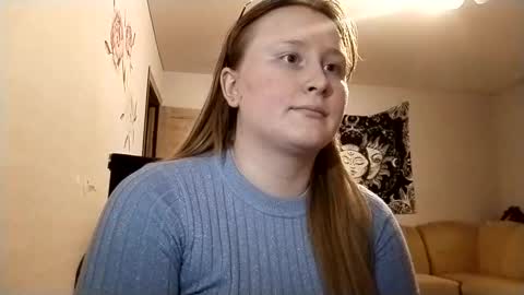 Snapshot of anika_lipps chatting on October 3, 2:05 am Anika online show from October 3, 2:05 am