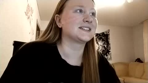 Anika online show from November 11, 8:50 pm