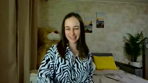 anikabloom online show from December 15, 6:46 pm