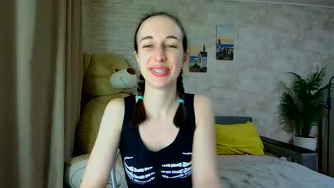 anikabloom online show from February 12, 8:10 pm