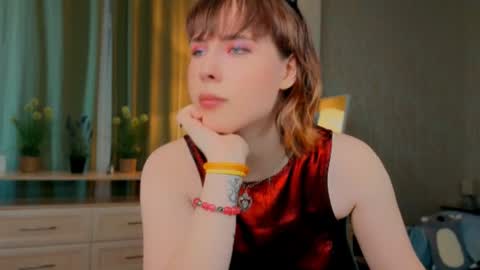 Maya online show from July 11, 2:06 pm