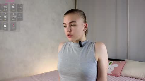 AnishaVivo online show from April 2, 12:46 pm