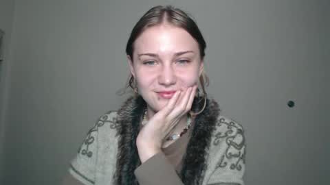 Snapshot of anisiaaa_lovesyou chatting on October 27, 8:36 pm Anisia online show from October 27, 8:36 pm