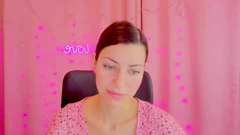 Anni online show from February 9, 5:15 pm