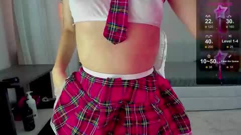 anita_luv online show from November 19, 3:17 am