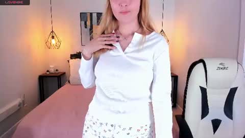 Anita online show from July 29, 8:36 am