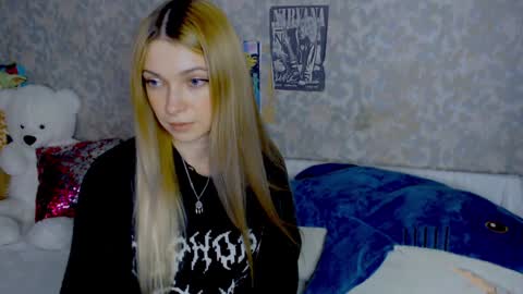 anita_moon_ online show from December 9, 12:45 am