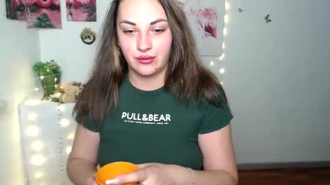 Snapshot of anitaa_a chatting on September 16, 5:37 am anitaa_a online show from September 16, 5:37 am