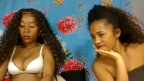 anitaazzh online show from June 19, 10:35 pm