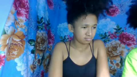 anitaazzh online show from June 17, 2:46 am