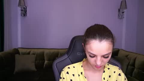 Anita online show from November 29, 5:39 pm