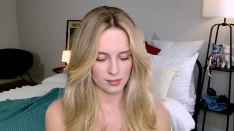 Snapshot of anitafischer chatting on October 11, 3:15 pm Anita online show from October 11, 3:15 pm