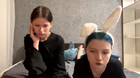 AnmiXHot online show from November 24, 4:03 am