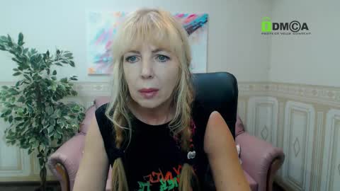 Snapshot of anna_ditrih chatting on December 5, 12:44 pm Anna Ditrih online show from December 5, 12:44 pm