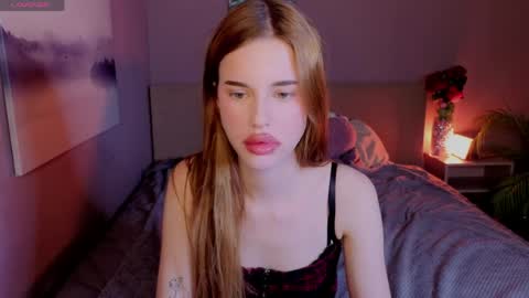 Anna online show from March 29, 8:52 pm