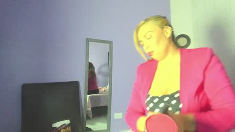 Snapshot of anna_stonne__ chatting on January 24, 3:00 am Anna online show from January 24, 3:00 am