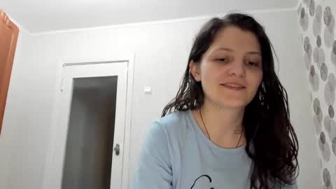 Snapshot of annaahcharm chatting on January 4, 11:43 am annaahcharm online show from January 4, 11:43 am