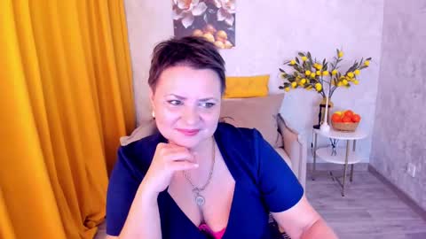 annacorlane online show from May 6, 12:31 pm