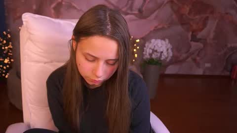 Snapshot of annapearlll chatting on October 3, 9:20 pm Anna online show from October 3, 9:20 pm