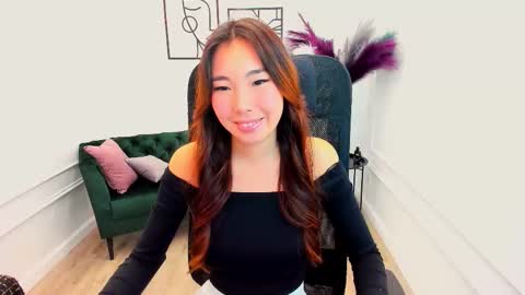 Snapshot of annareyli chatting on October 7, 11:14 am Anna online show from October 7, 11:14 am