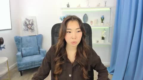 Snapshot of annareyli chatting on October 8, 11:25 am Anna online show from October 8, 11:25 am