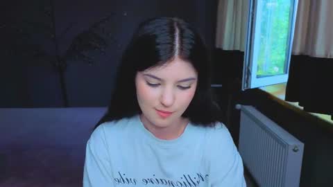 Anna online show from July 12, 11:33 am