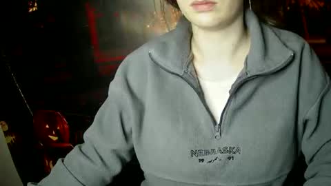 Snapshot of annbelll chatting on October 17, 5:16 pm Bella online show from October 17, 5:16 pm