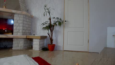 anne_blueeyes online show from January 30, 1:20 pm