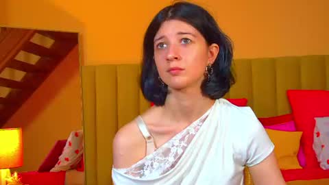 Anne online show from July 23, 6:27 pm