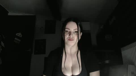 annebellee69 online show from April 12, 7:27 pm