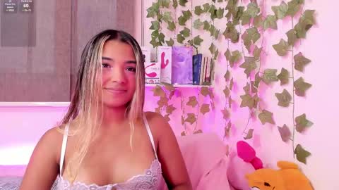 Snapshot of annebull_ chatting on February 1, 11:16 pm Anne online show from February 1, 11:16 pm
