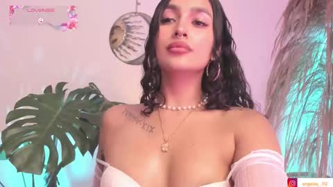 Angel online show from November 7, 4:12 pm