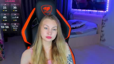 Annie online show from July 22, 2:23 am