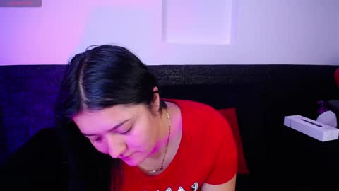 Snapshot of annie_a_ chatting on October 20, 8:23 pm ANNIE online show from October 20, 8:23 pm