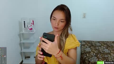 Snapshot of annie_che77y chatting on September 28, 3:35 am annie cherry independent model online show from September 28, 3:35 am