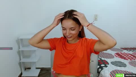 Snapshot of annie_che77y chatting on September 22, 2:21 am annie cherry independent model online show from September 22, 2:21 am
