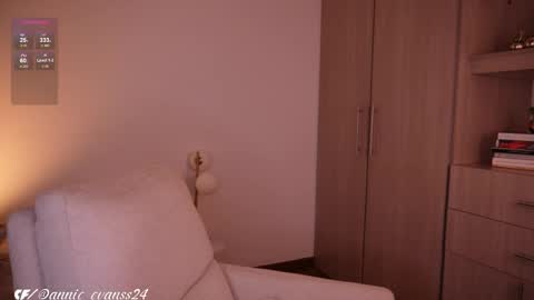 Annie Evans online show from November 25, 12:46 am