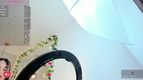 Snapshot of annie_karlsson__ chatting on February 27, 1:05 am online show from February 27, 1:05 am