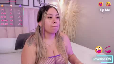 Snapshot of annie_karlsson__ chatting on September 13, 3:47 am online show from September 13, 3:47 am