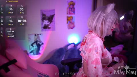 Snapshot of annie_may_may chatting on January 9, 4:06 pm Annie May online show from January 9, 4:06 pm