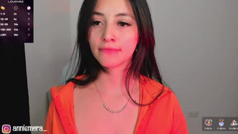 Annie online show from January 18, 2:25 am