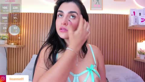 Annieliss online show from December 19, 2:45 am