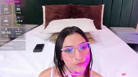 ANNIE  online show from October 25, 7:21 pm