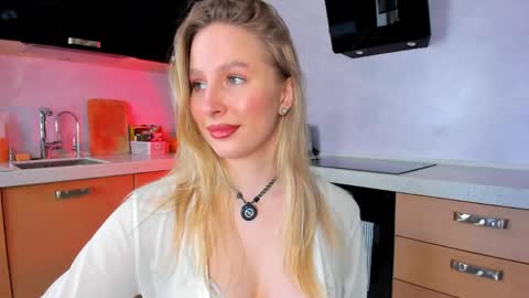 Ann  8am-3pm ESTNY time online show from April 5, 1:21 pm