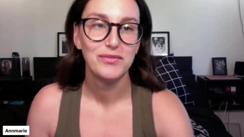 Ann online show from November 10, 4:46 pm