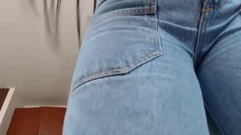 Snapshot of anntonella_squirt chatting on September 25, 2:38 pm anntonella_squirt online show from September 25, 2:38 pm