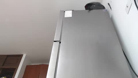 anntonella_squirt online show from November 6, 12:00 pm