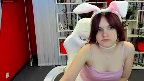 Anny online show from May 1, 5:10 am