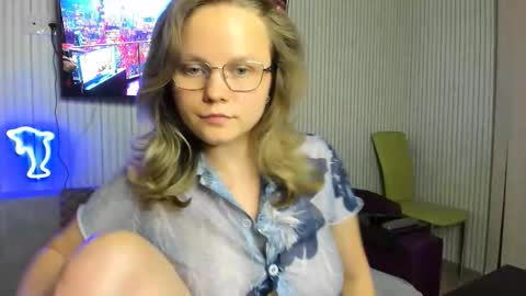 anny_love_you online show from November 1, 12:26 am