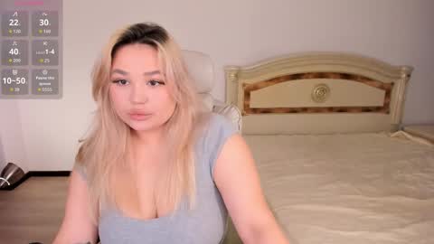 Snapshot of anny_marryanny_ chatting on October 20, 4:43 pm Anna online show from October 20, 4:43 pm